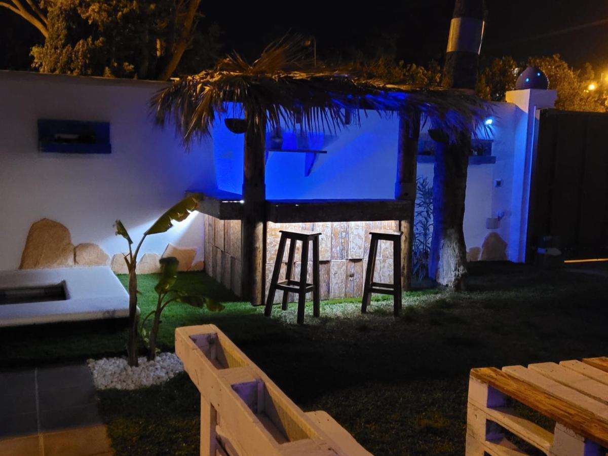 Gatu Premium Villa Lurberri Piscina Privada, 4 Dormitorios, 2 Banos, Parking , Jardines, " Preferente Mayores De 25 Anos Y Familias " In Y Barbacoa Chiclana de la Frontera Luaran gambar