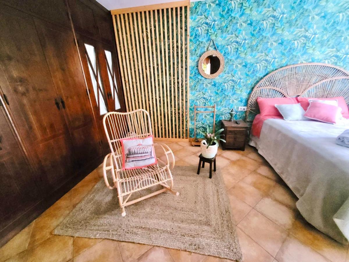 Gatu Premium Villa Lurberri Piscina Privada, 4 Dormitorios, 2 Banos, Parking , Jardines, " Preferente Mayores De 25 Anos Y Familias " In Y Barbacoa Chiclana de la Frontera Luaran gambar