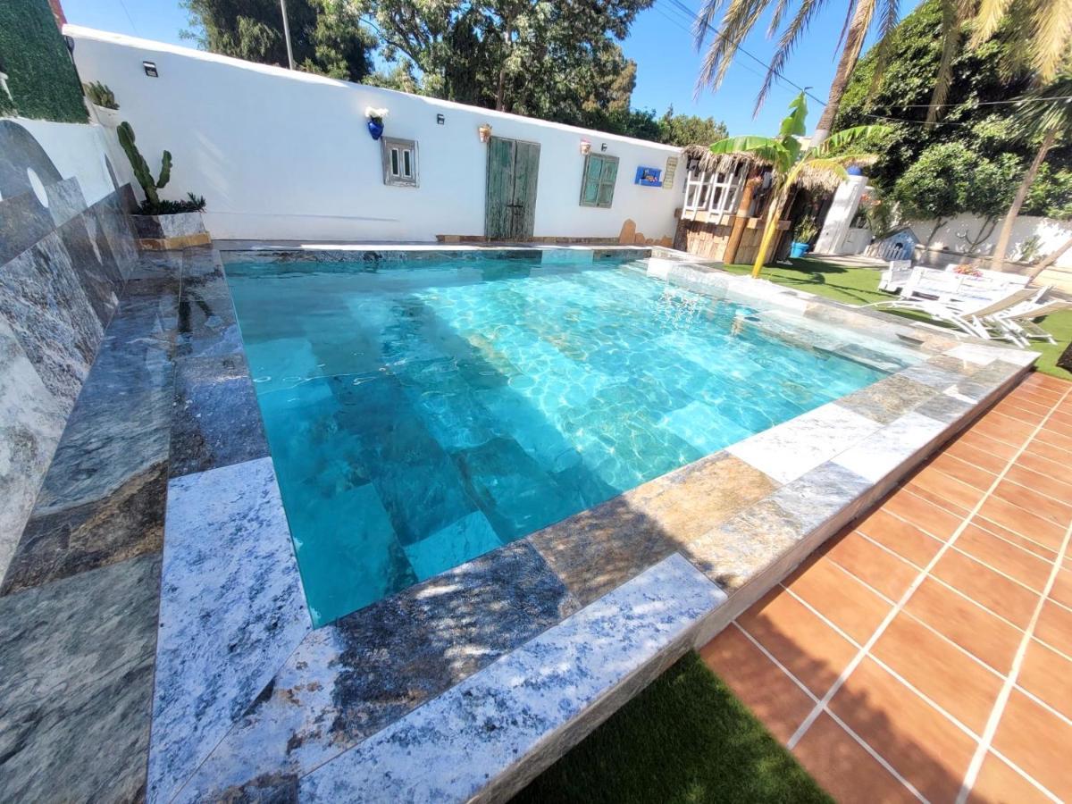 Gatu Premium Villa Lurberri Piscina Privada, 4 Dormitorios, 2 Banos, Parking , Jardines, " Preferente Mayores De 25 Anos Y Familias " In Y Barbacoa Chiclana de la Frontera Luaran gambar