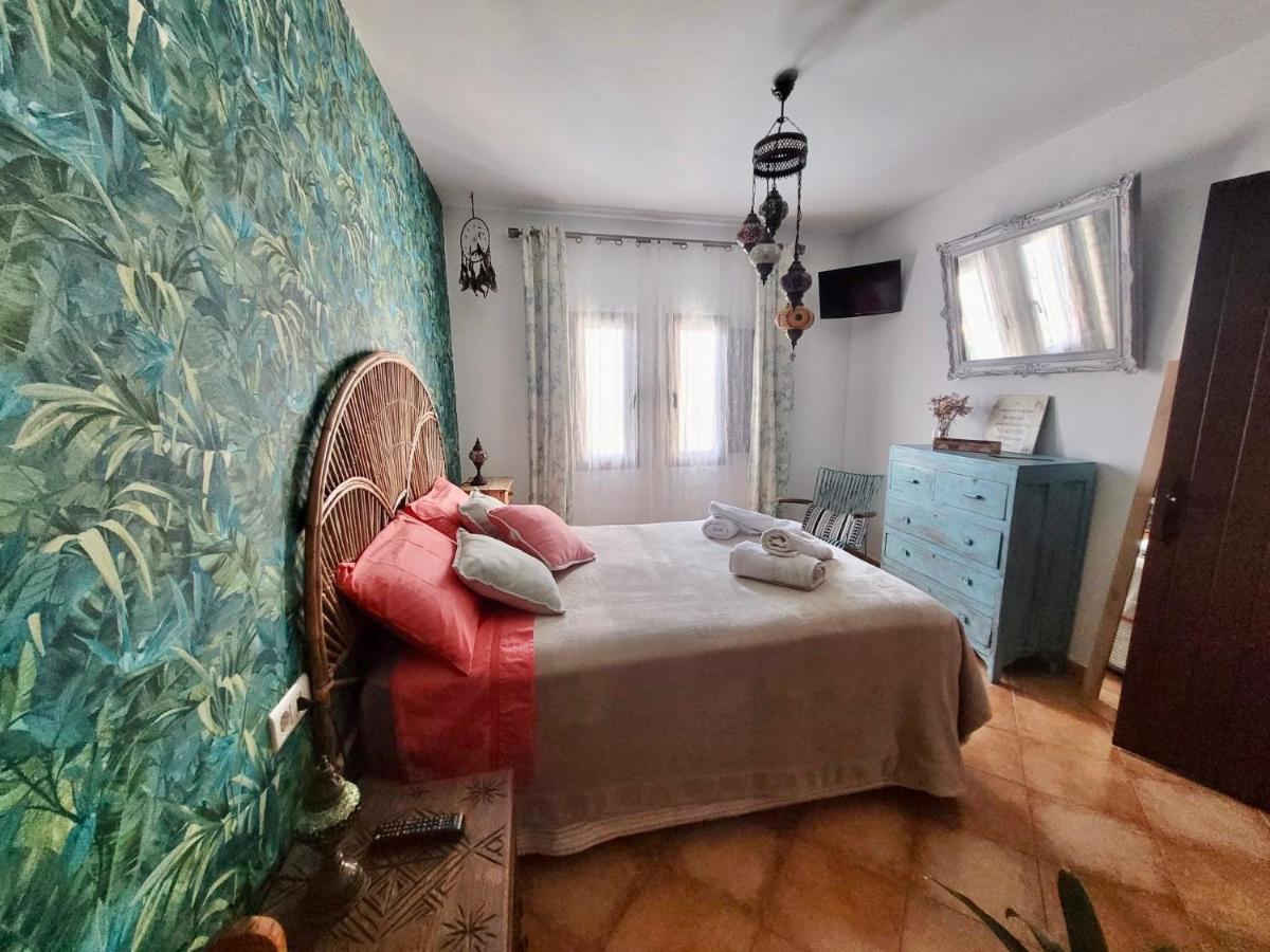 Gatu Premium Villa Lurberri Piscina Privada, 4 Dormitorios, 2 Banos, Parking , Jardines, " Preferente Mayores De 25 Anos Y Familias " In Y Barbacoa Chiclana de la Frontera Luaran gambar